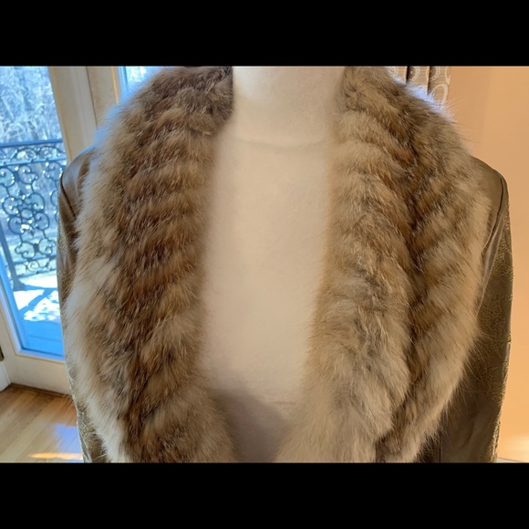 Leather jacket with gold appliqué and a rabbit fur - Picture 7 of 7